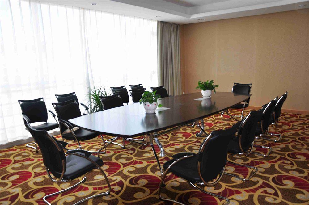 ננינג New Cozy Harbour Hotel מראה חיצוני תמונה