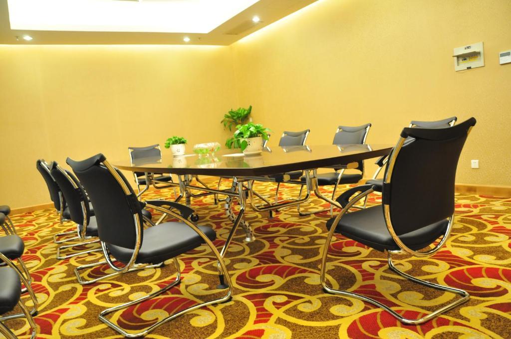 ננינג New Cozy Harbour Hotel מראה חיצוני תמונה